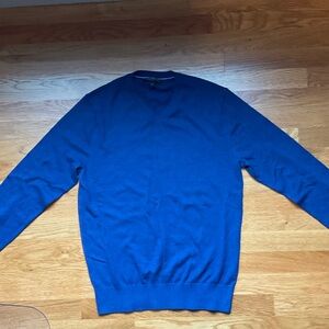 Banana Republic Men's Royal Blue V-Neck Sweater